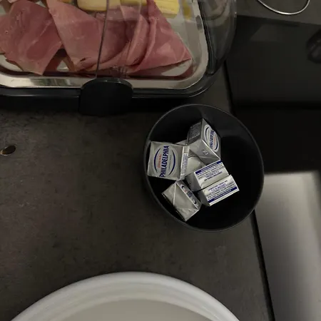 Amo' ベッド・アンド・ブレックファスト 4*